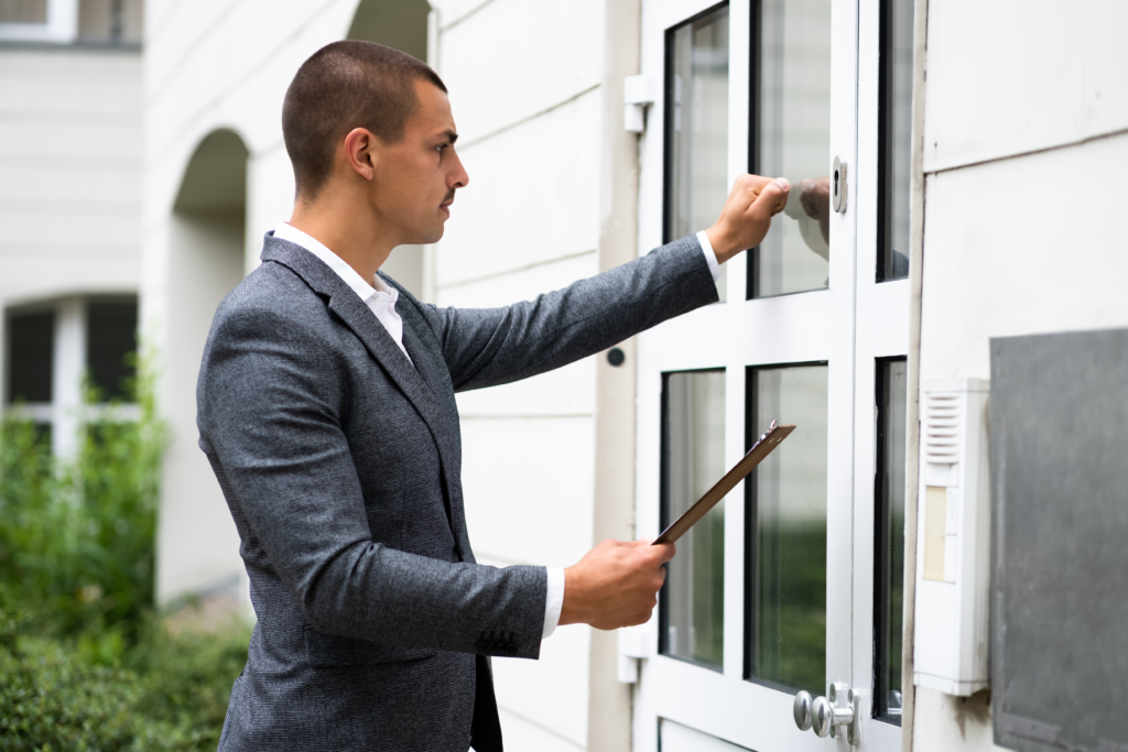 Debt collector or official attempting to contact a resident at the door